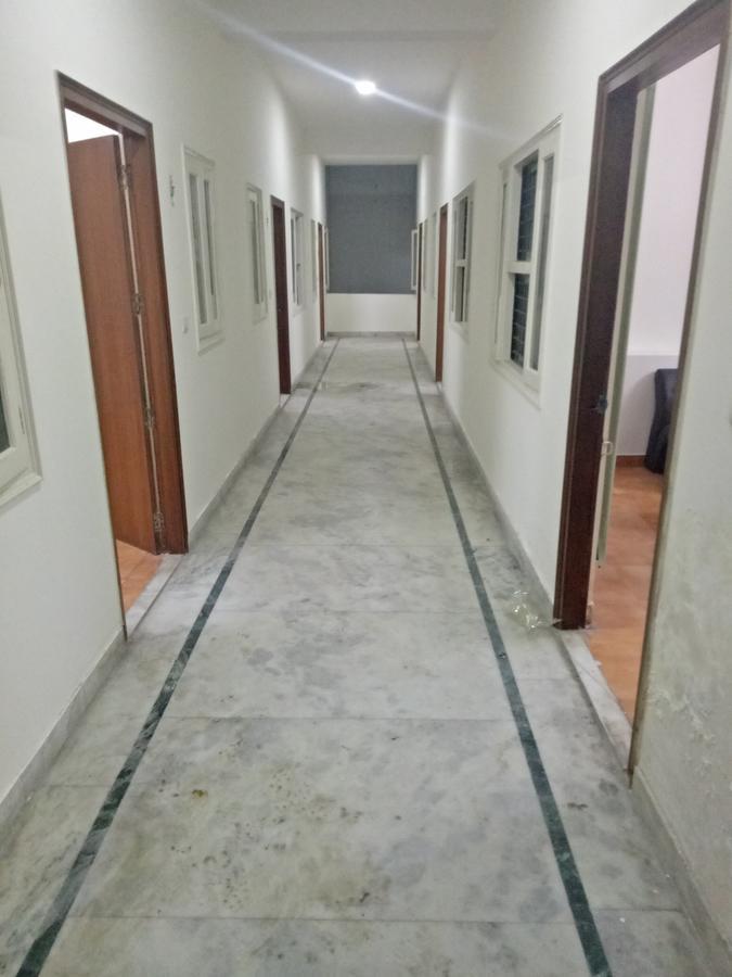 Hotel Nathu Palace Nueva Delhi Exterior foto